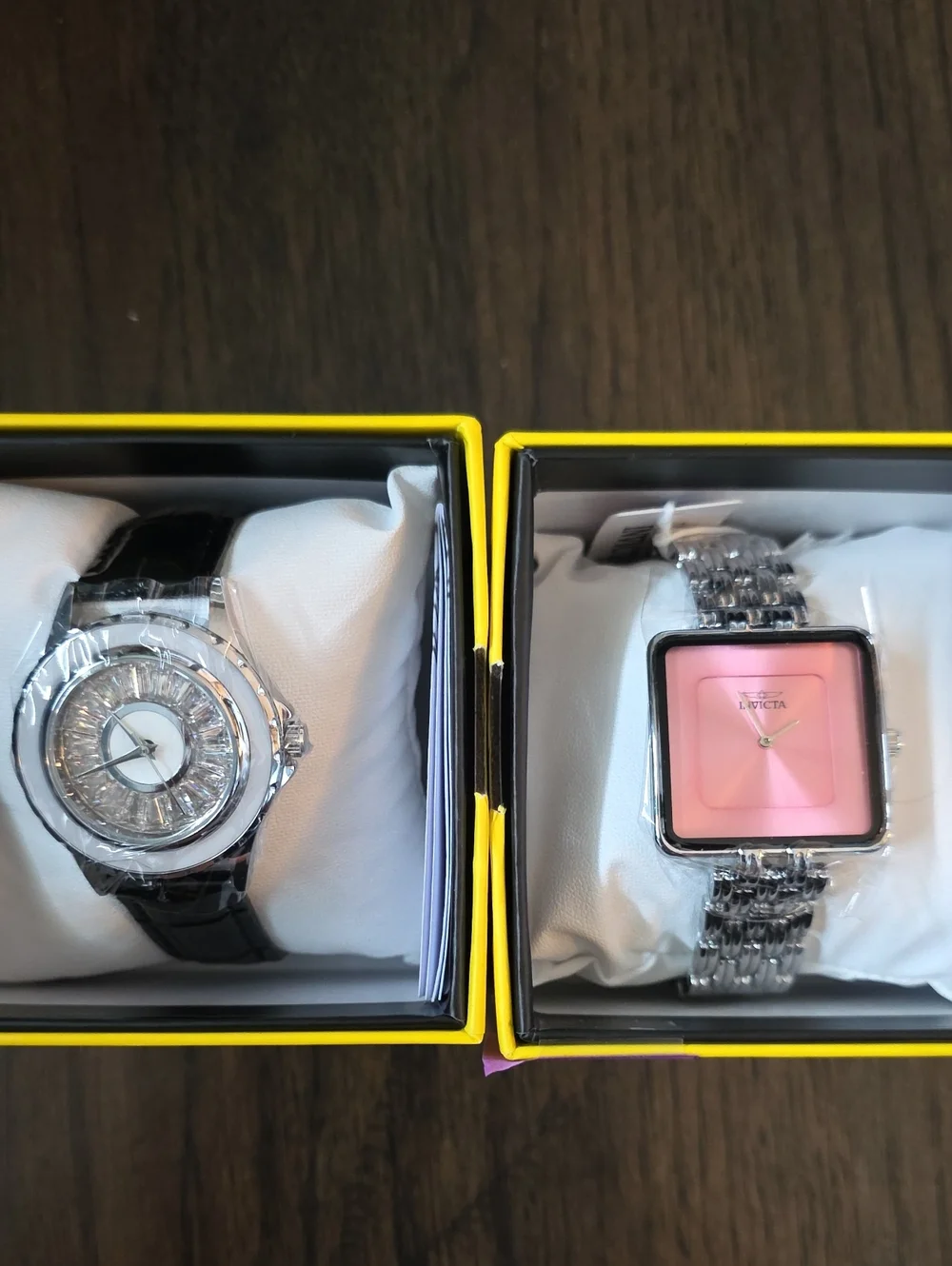 583. Set Of 2 Women's Invicta Watches